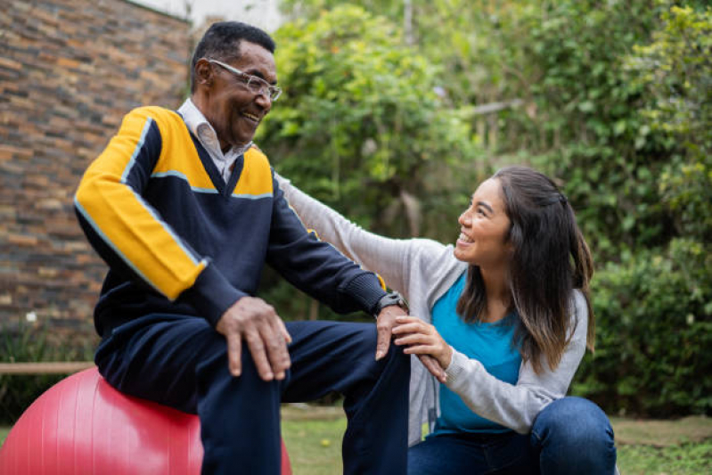 Fisioterapeuta para Idosos com Alzheimer Contratar Olímpico - Fisioterapeuta de Idosos